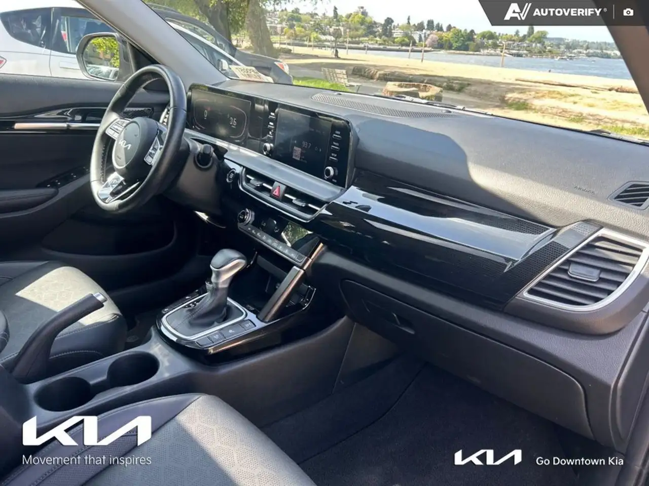 Kia Seltos снимка Kia Seltos