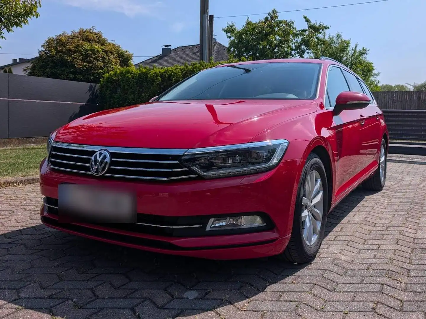 Volkswagen Passat Variant Comfortline 2,0 TDI Rot - 1