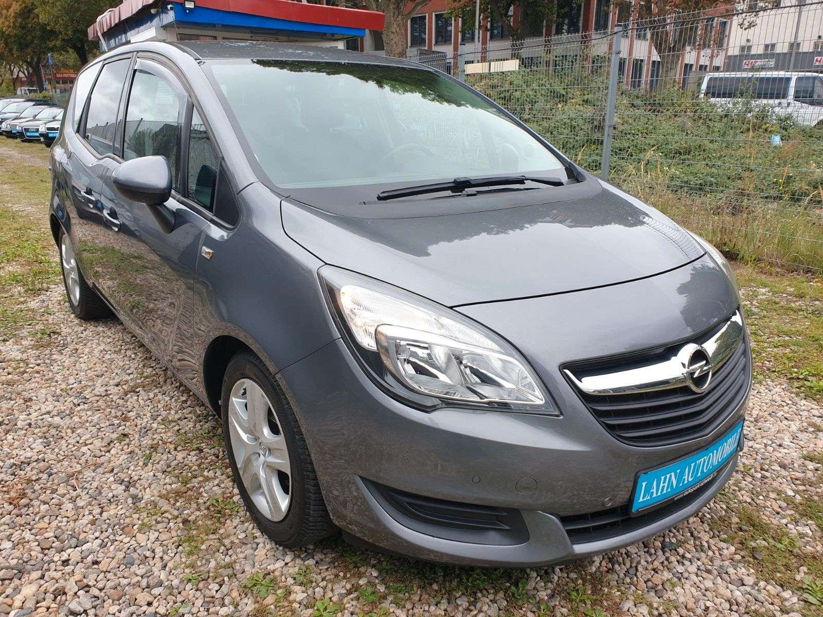 2017 Opel MERIVA