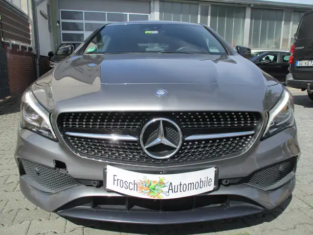 Mercedes-Benz CLA 200 Shooting Brake*A/T*AMG*Navi*