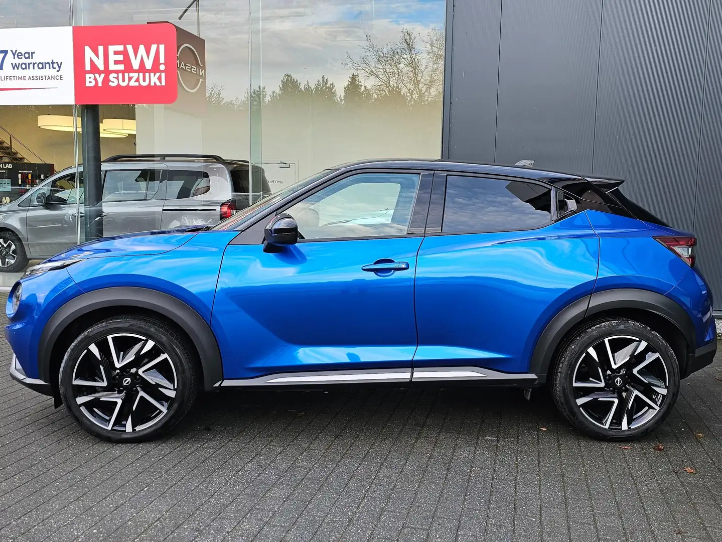 Nissan Juke Juke 1.0 DIG-T N-Design DCT Blau - 2