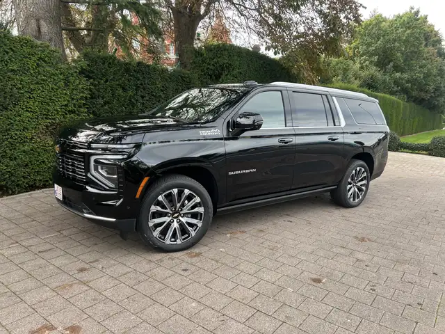 Chevrolet Suburban High Country  6.2 V8 € 86.500 ,- excl btw