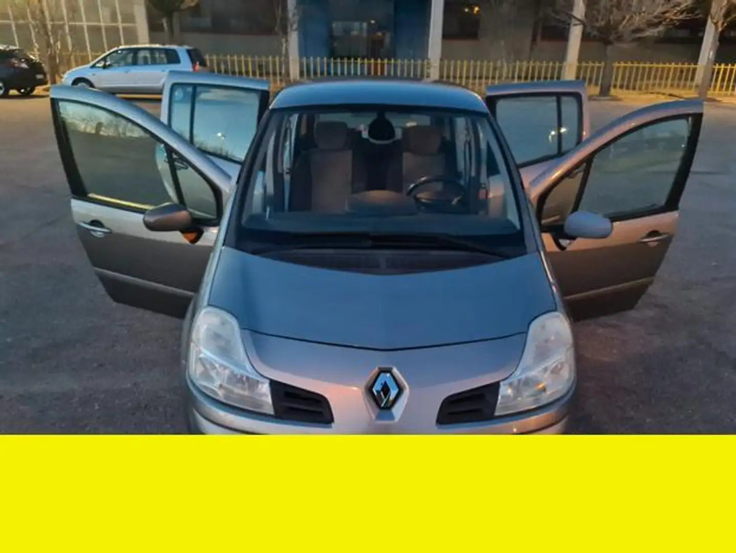 Renault Modus - 1