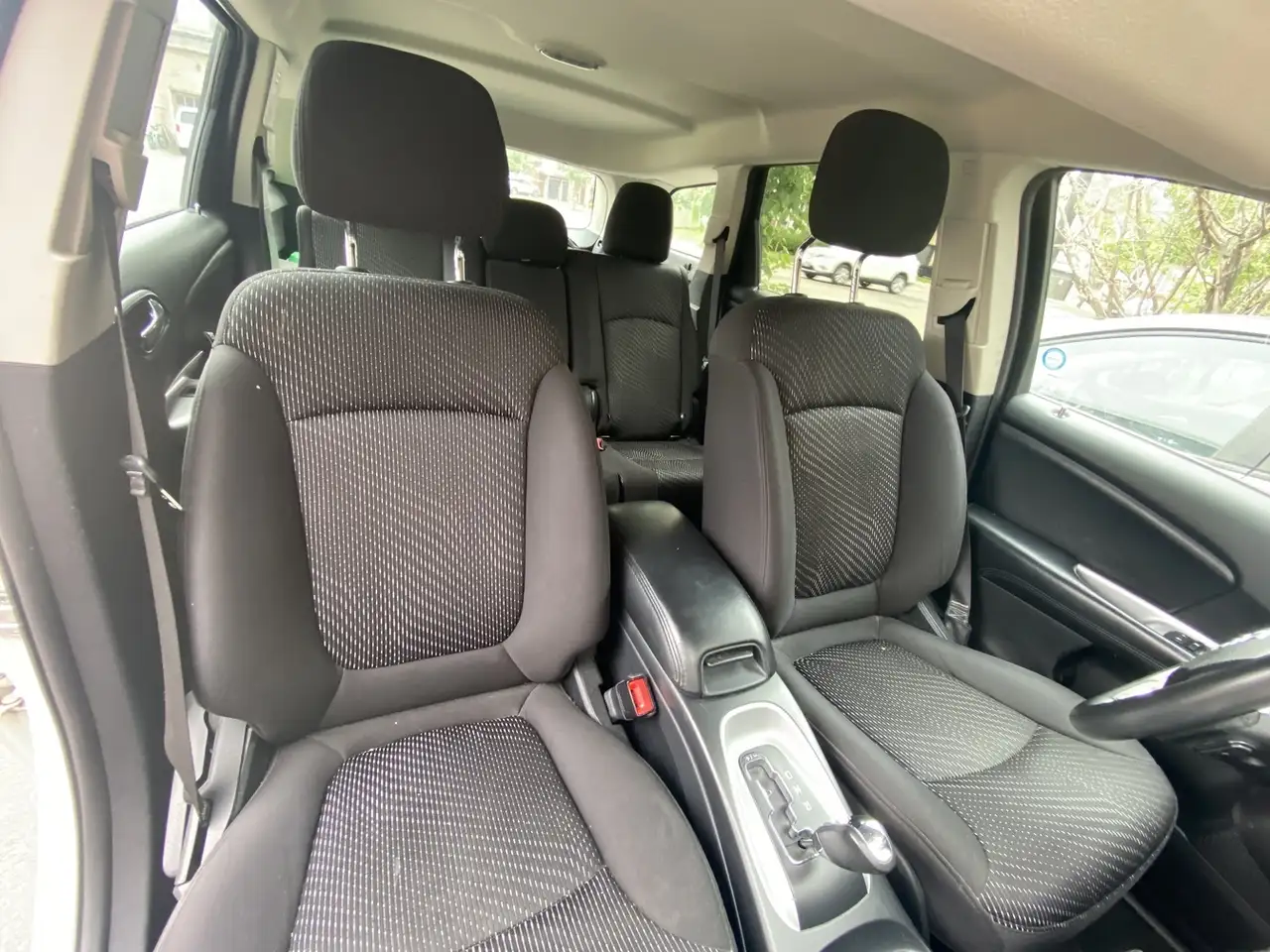 Dodge Journey снимка Dodge Journey