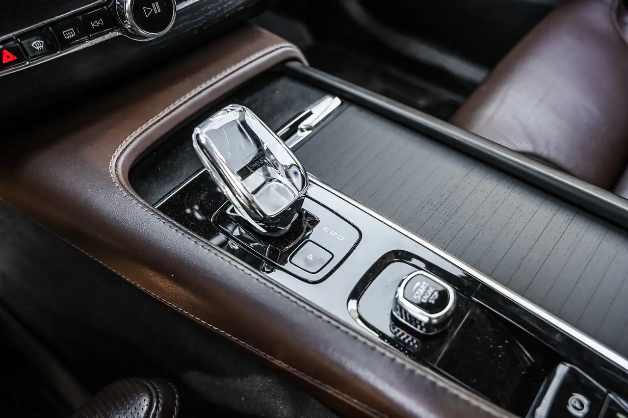 Volvo XC90 снимка Volvo XC90