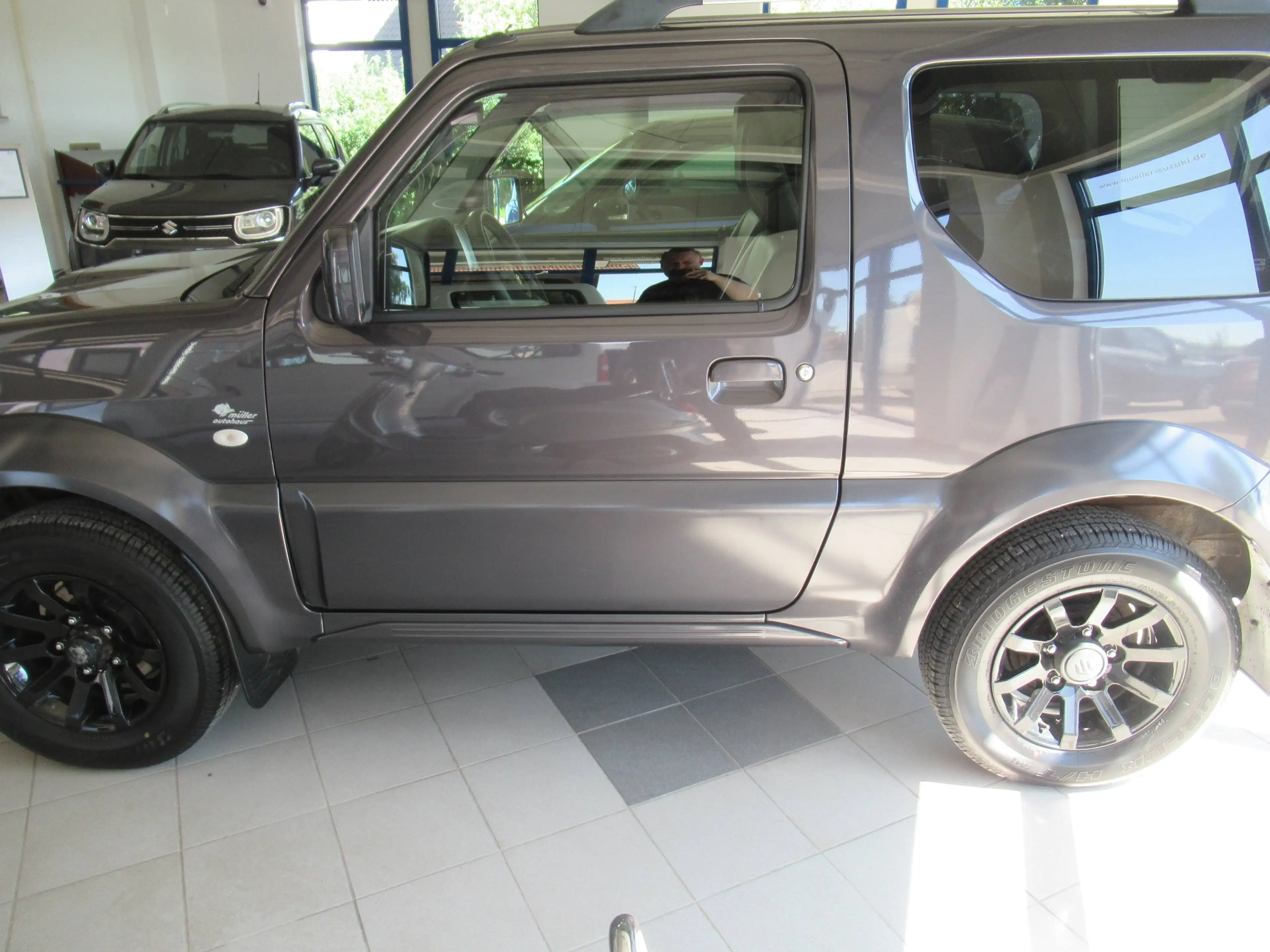 Suzuki Jimny Jimny Comfort / TOP / 4 Sitzer / Trenngitter / Wildwanne — photo 4