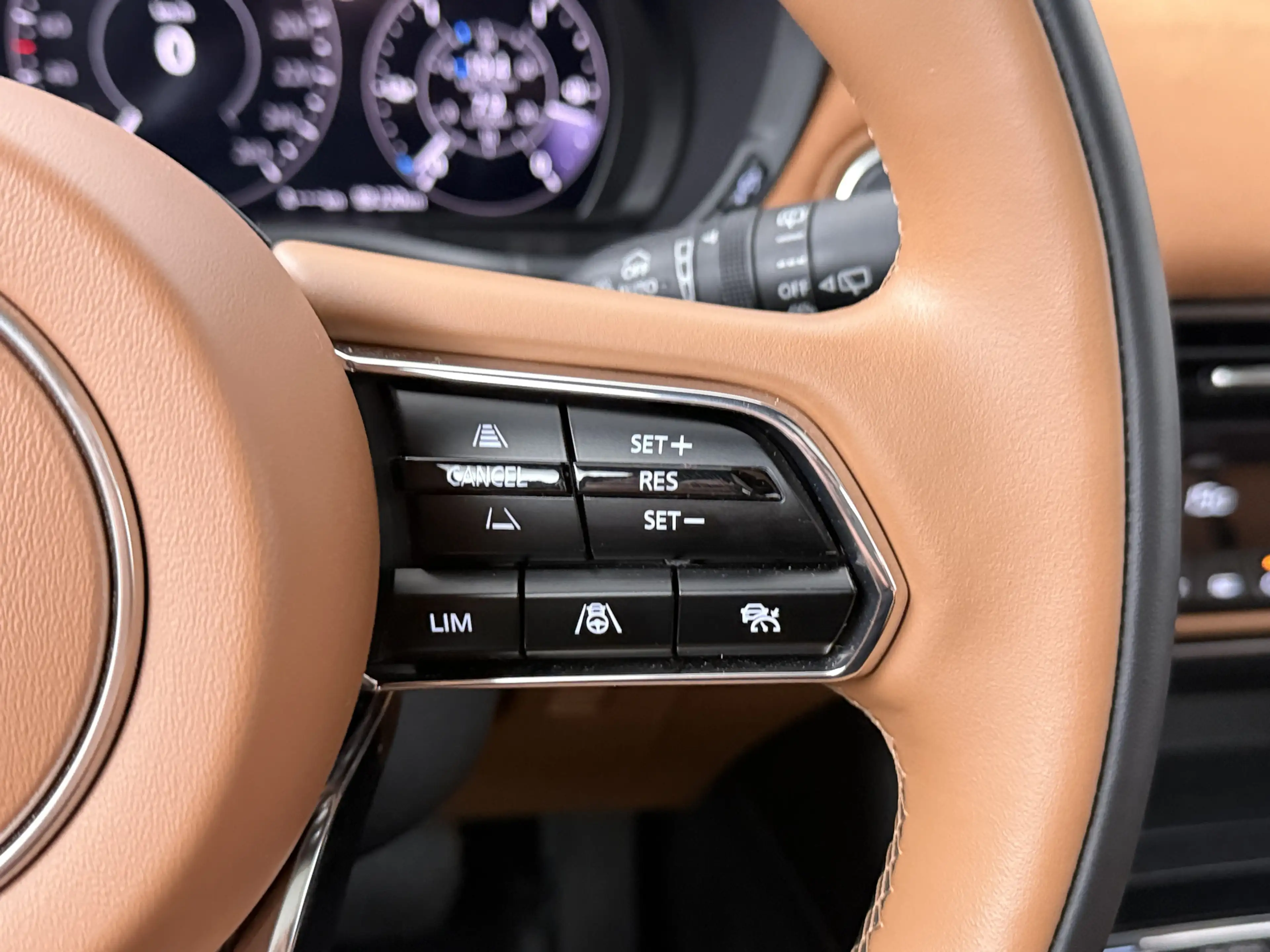 Mazda CX-80 2.5 e-SkyActiv PHEV Homura Plus 6p. DEMO voordeel — photo 11
