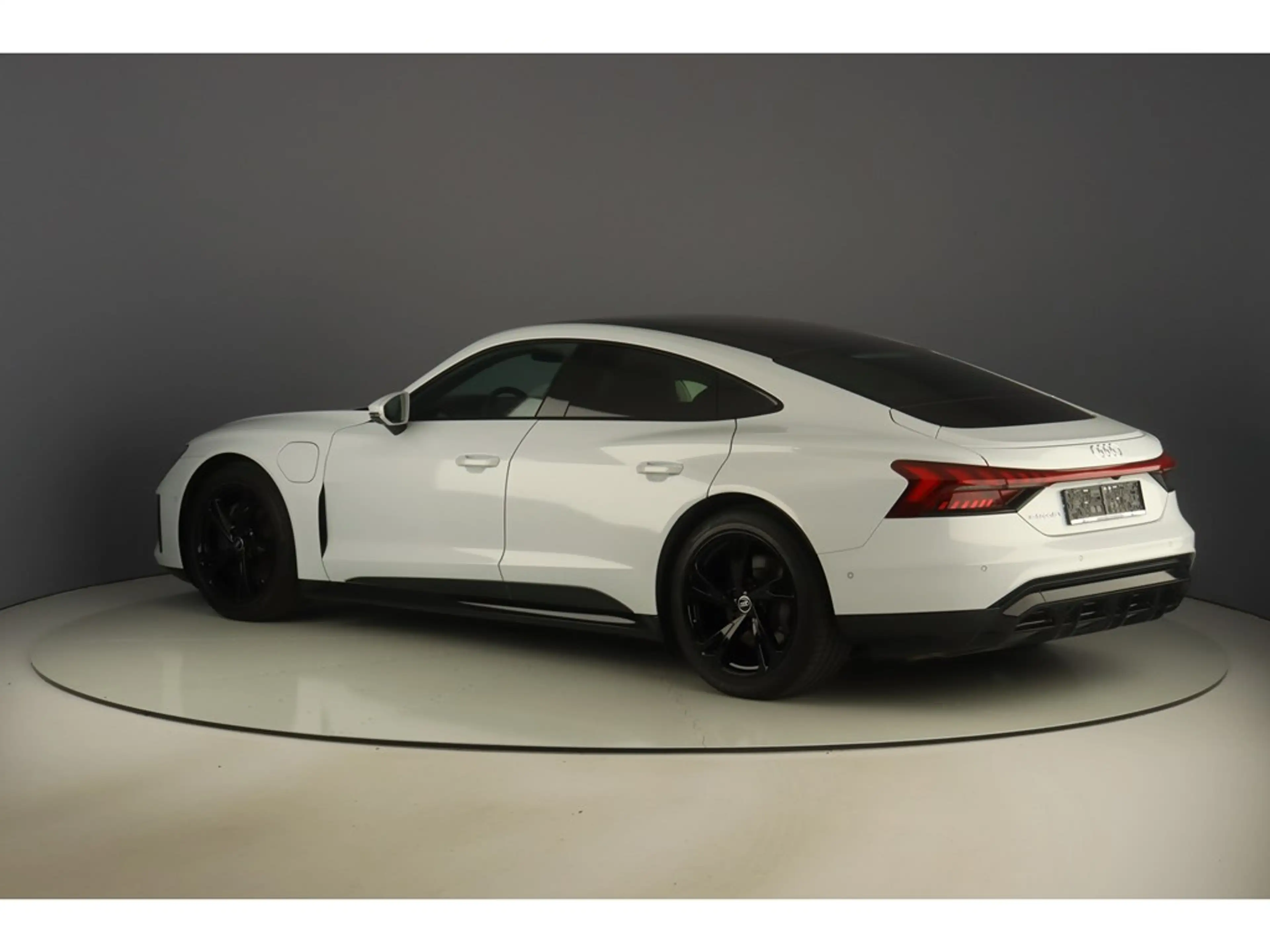 Audi e-tron GT 476pk Quattro Pack Business — photo 3