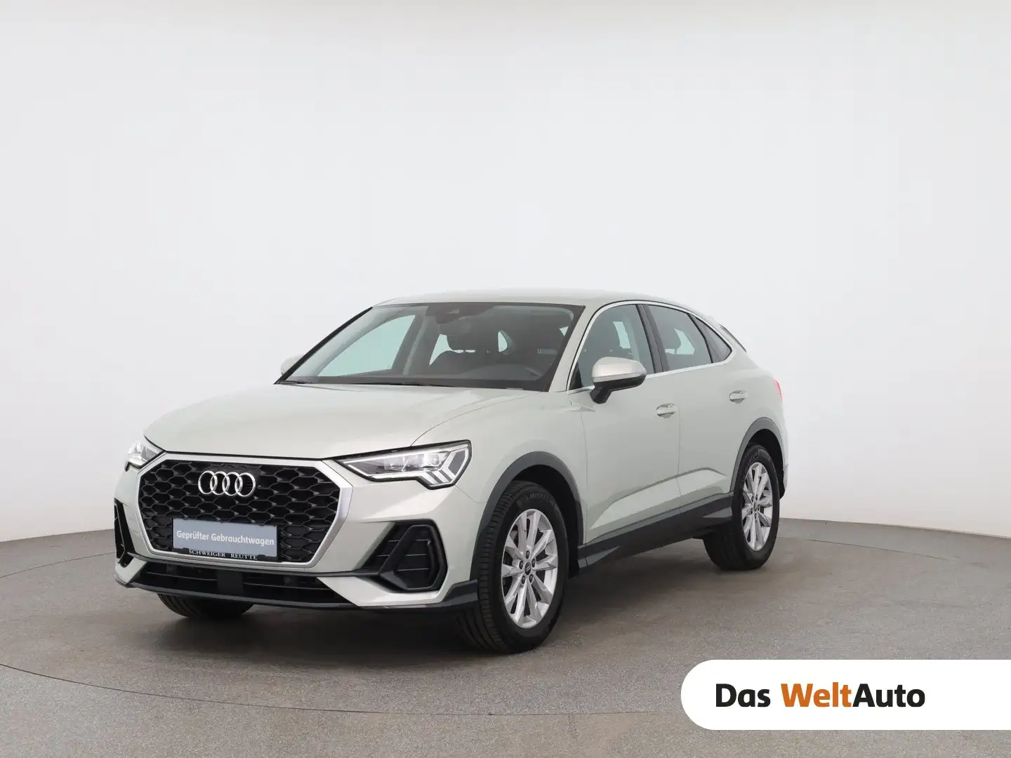 Audi Q3 35 TFSI Silber - 1