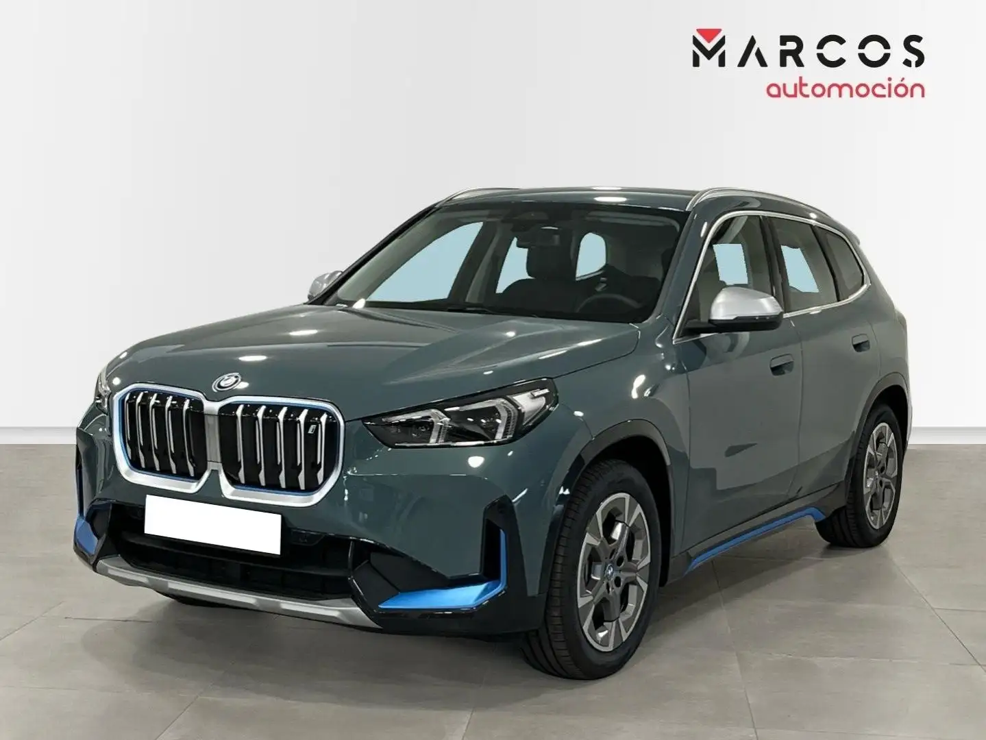 BMW iX1 xDrive30A Vert - 1