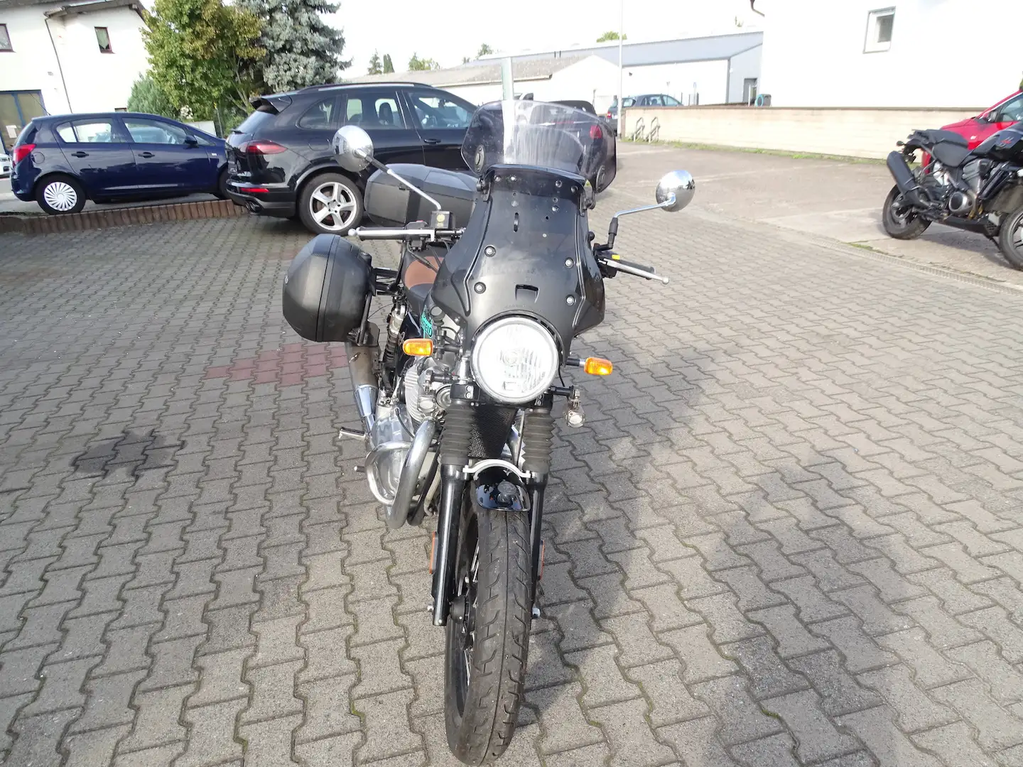 Royal Enfield Interceptor Continental 650 Interceptor Black - 2