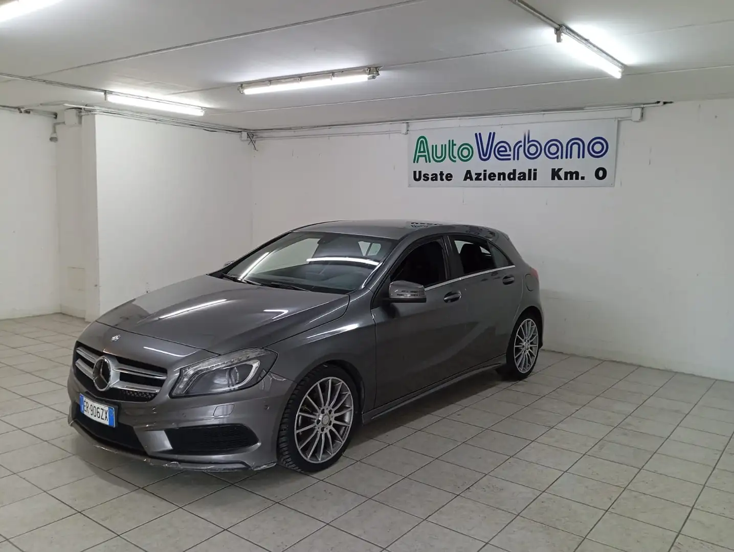 Mercedes-Benz A 200 A 200 CDI PREMIUM AMG Gris - 2