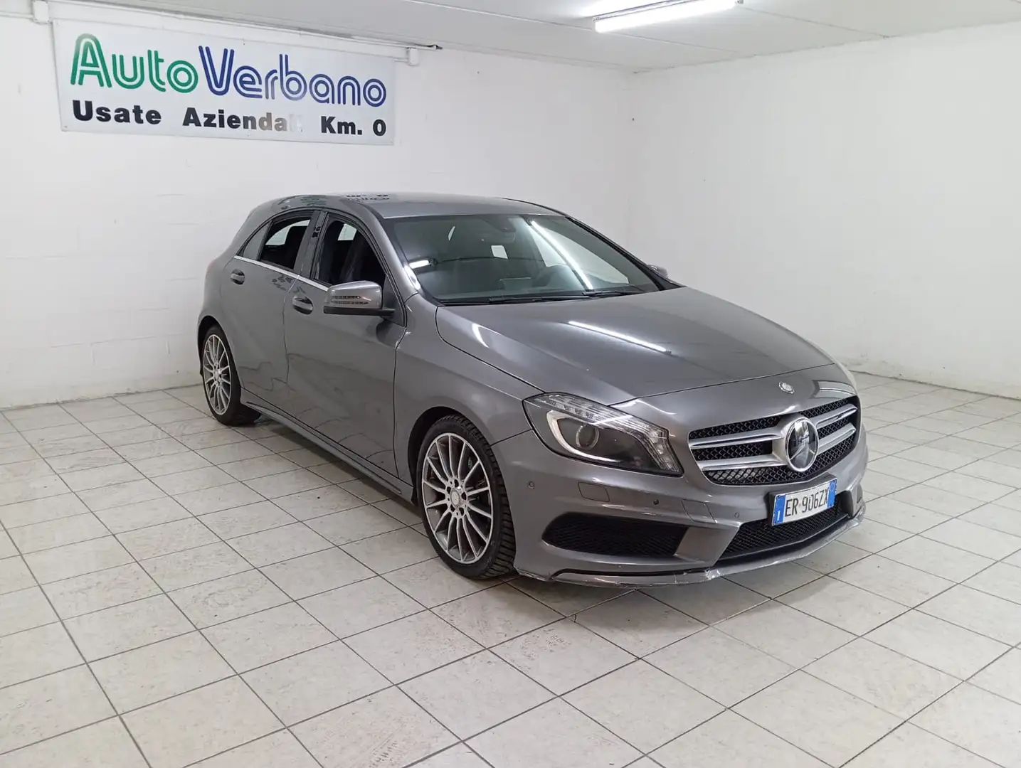 Mercedes-Benz A 200 A 200 CDI PREMIUM AMG Gris - 1