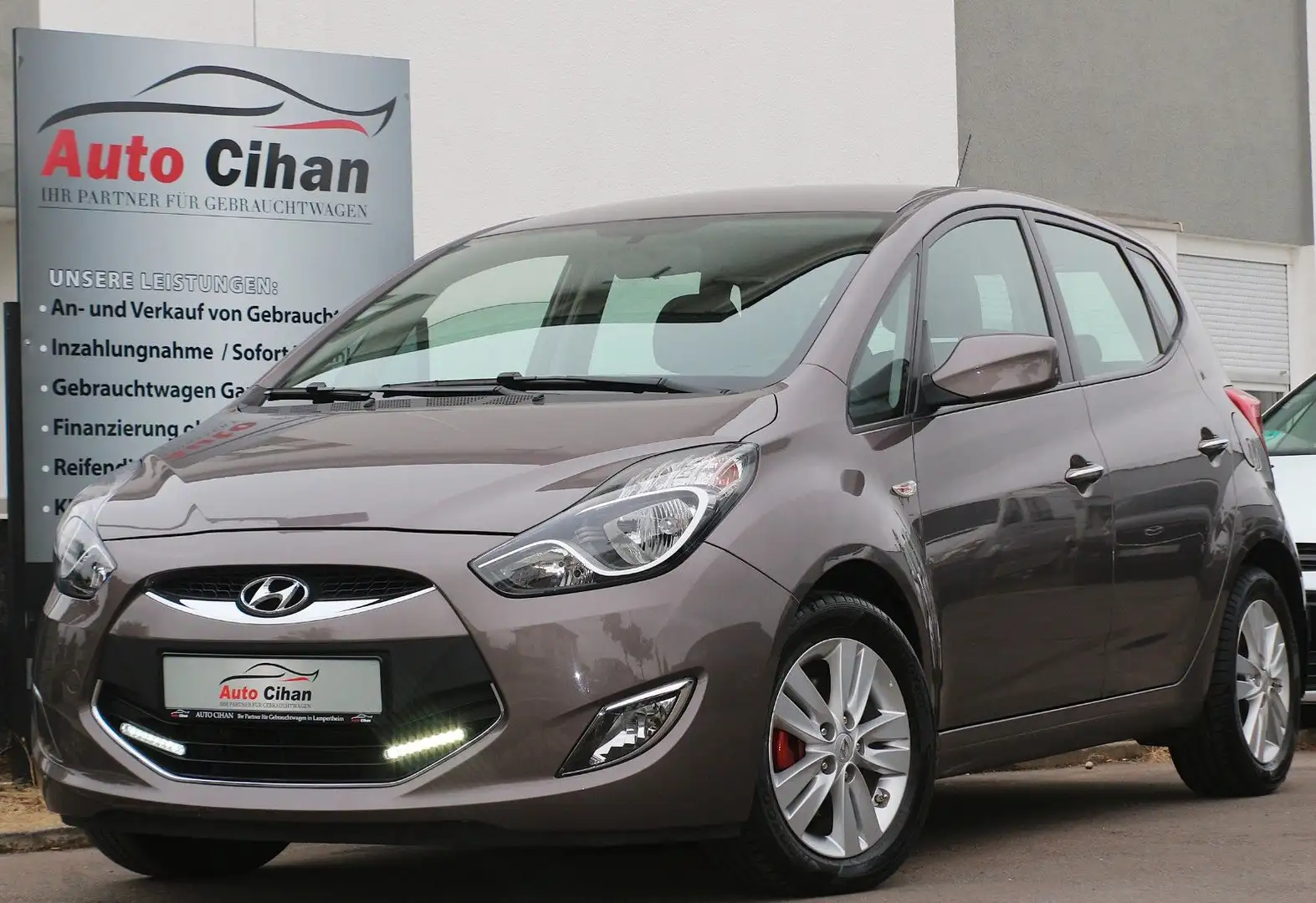 Hyundai iX20 1.6 FIFA World Cup edit. 1.HAND! AHK! KLIMA Braun - 1
