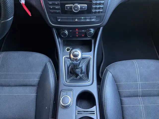 Mercedes-Benz A view 15