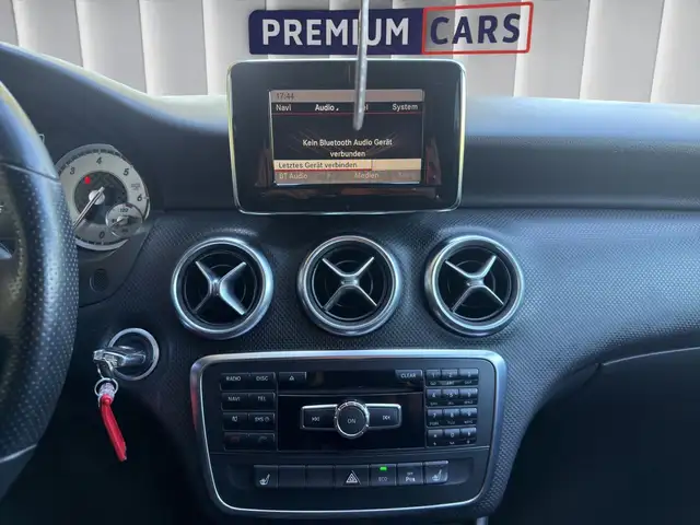 Mercedes-Benz A view 14
