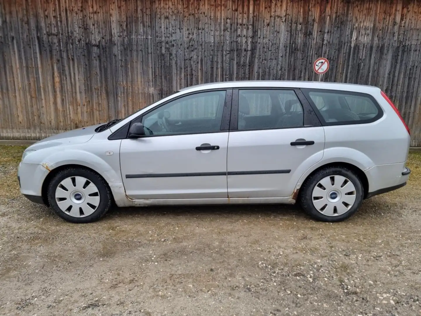 Ford Focus 1.8 NEUE WR AHK SHZ el.FH bhzb. Frnotsch. Silber - 2