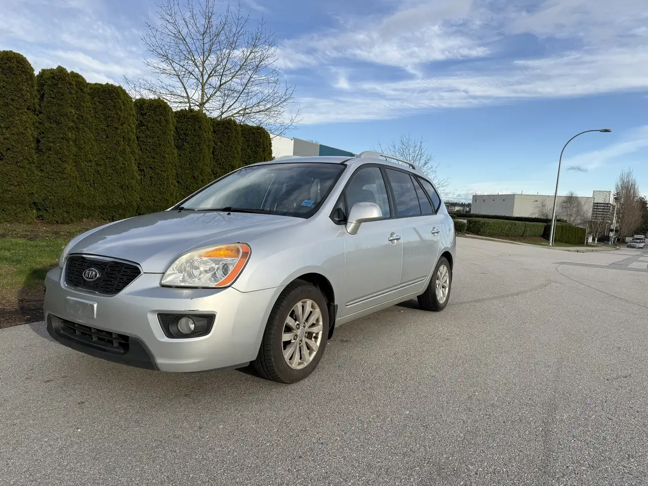 2011 Kia Rondo