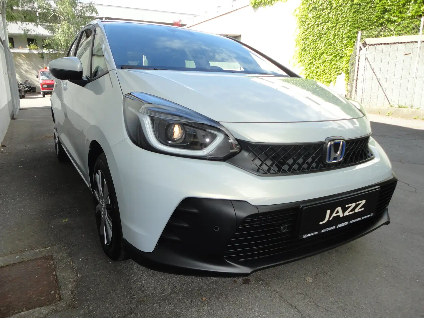 Honda Jazz 1,5 i-MMD Hybrid Elegance Aut. Wit - 2