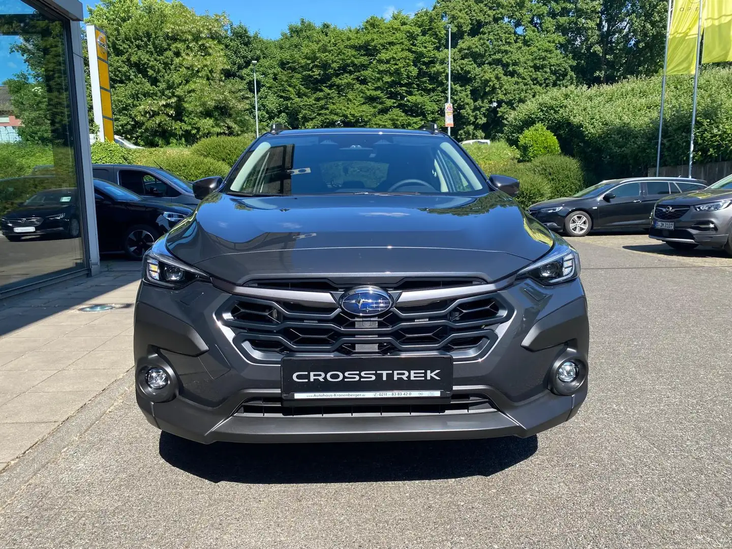 Subaru Crosstrek 2.0ie Active AWD Automatik Grau - 2