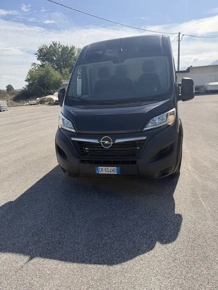 Opel Movano