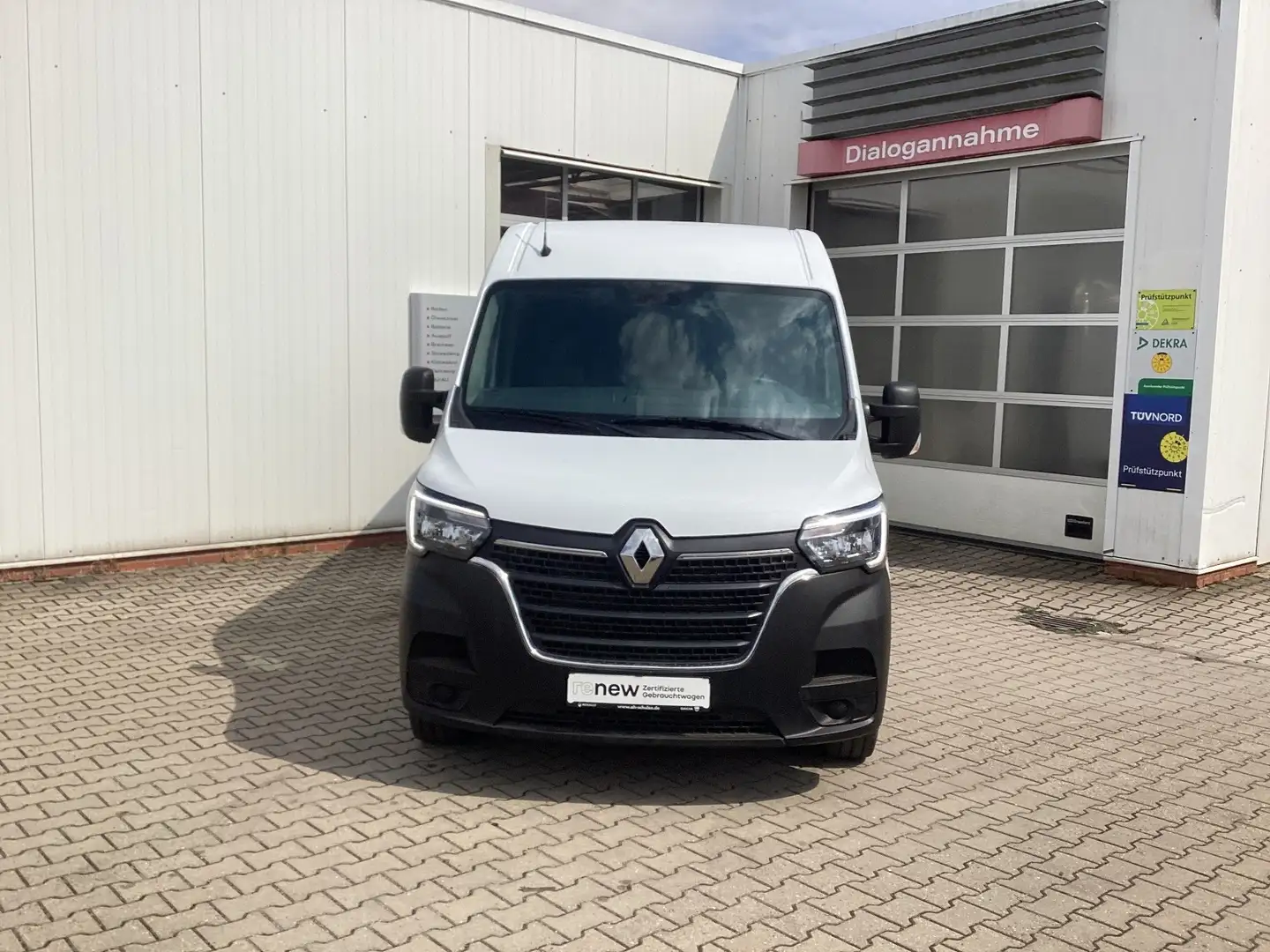 Renault Master III Kasten L2H2 3,5t dCi 135 FAP Weiß - 2