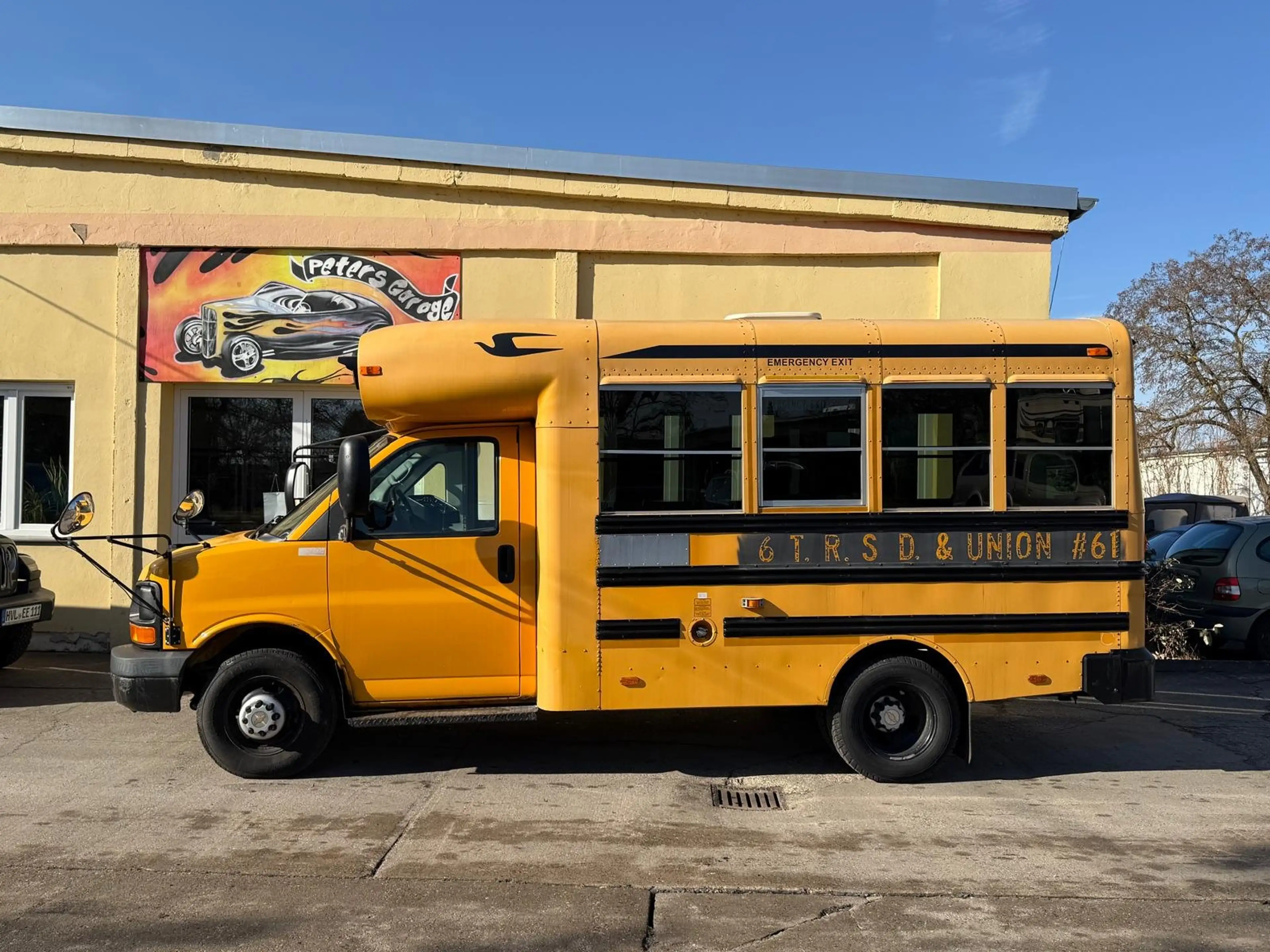 Chevrolet Express Express 3500 Schulbus