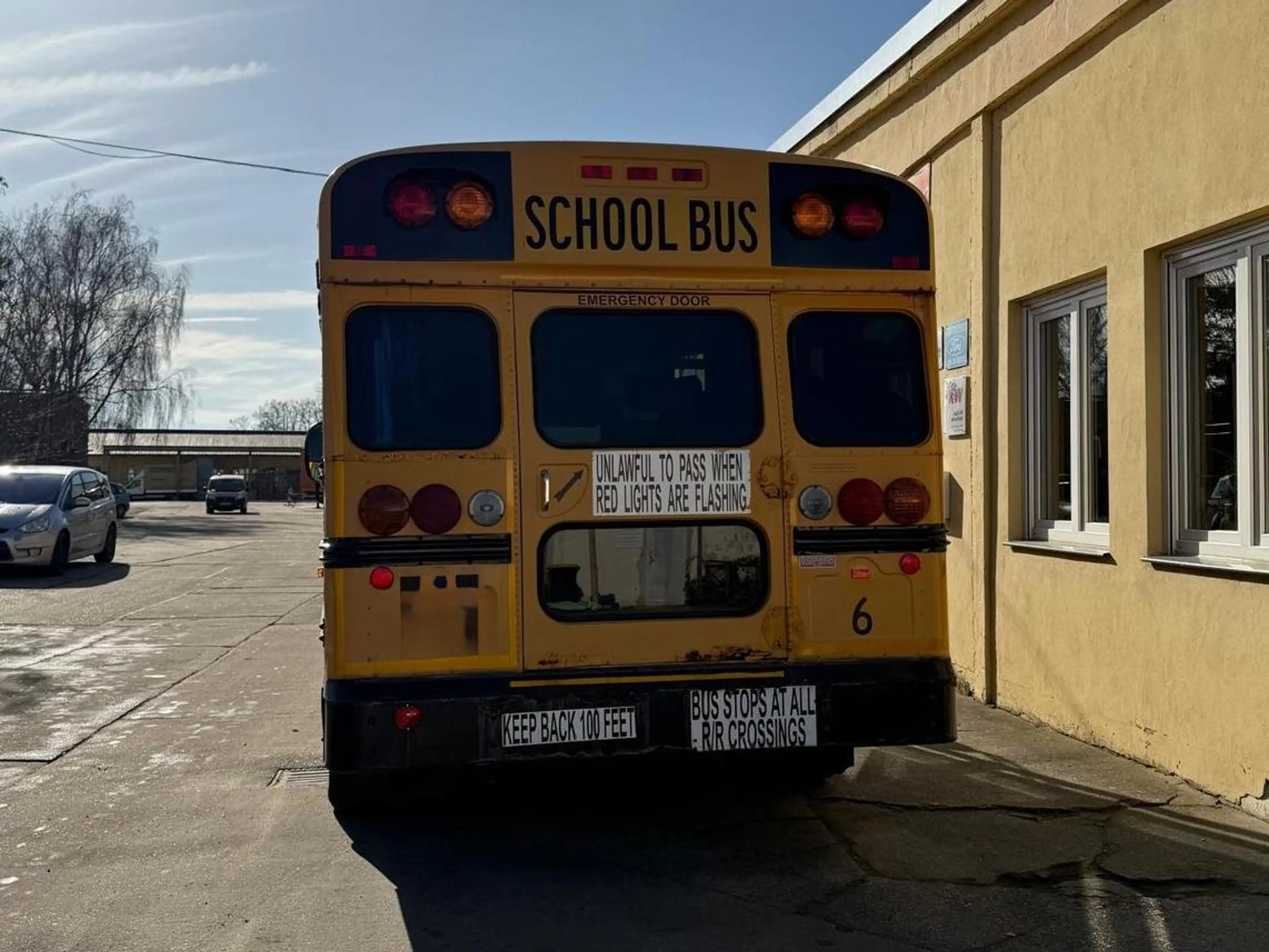 Chevrolet Express Express 3500 Schulbus — photo 3
