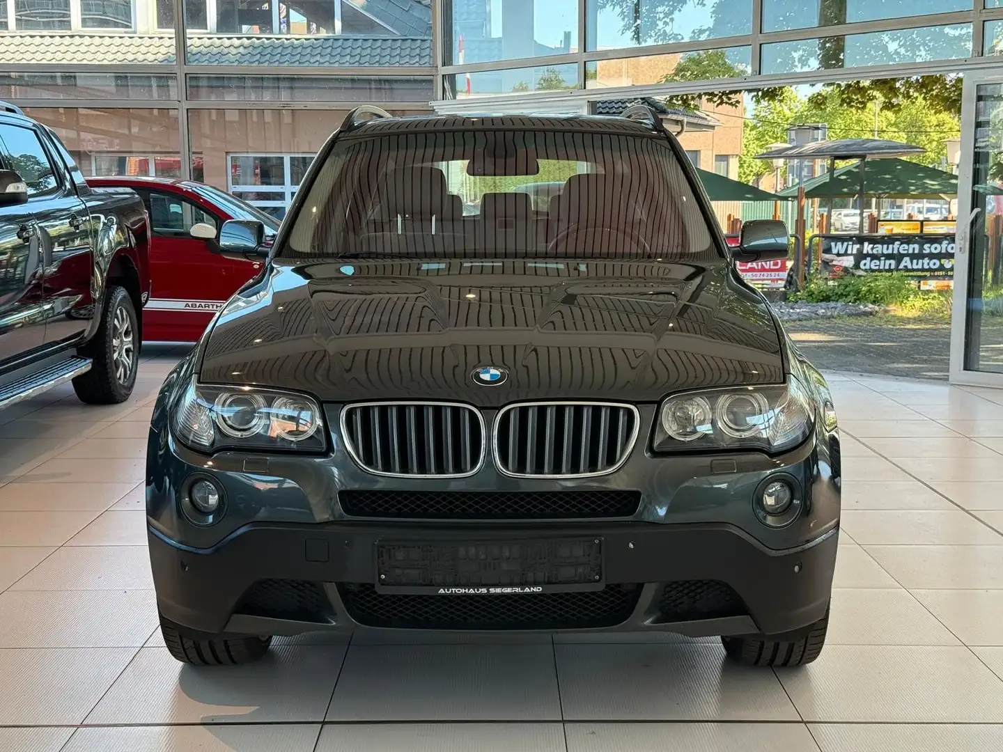 BMW X3 Baureihe /2.5si/DAB/PDC/PANO Grün - 2