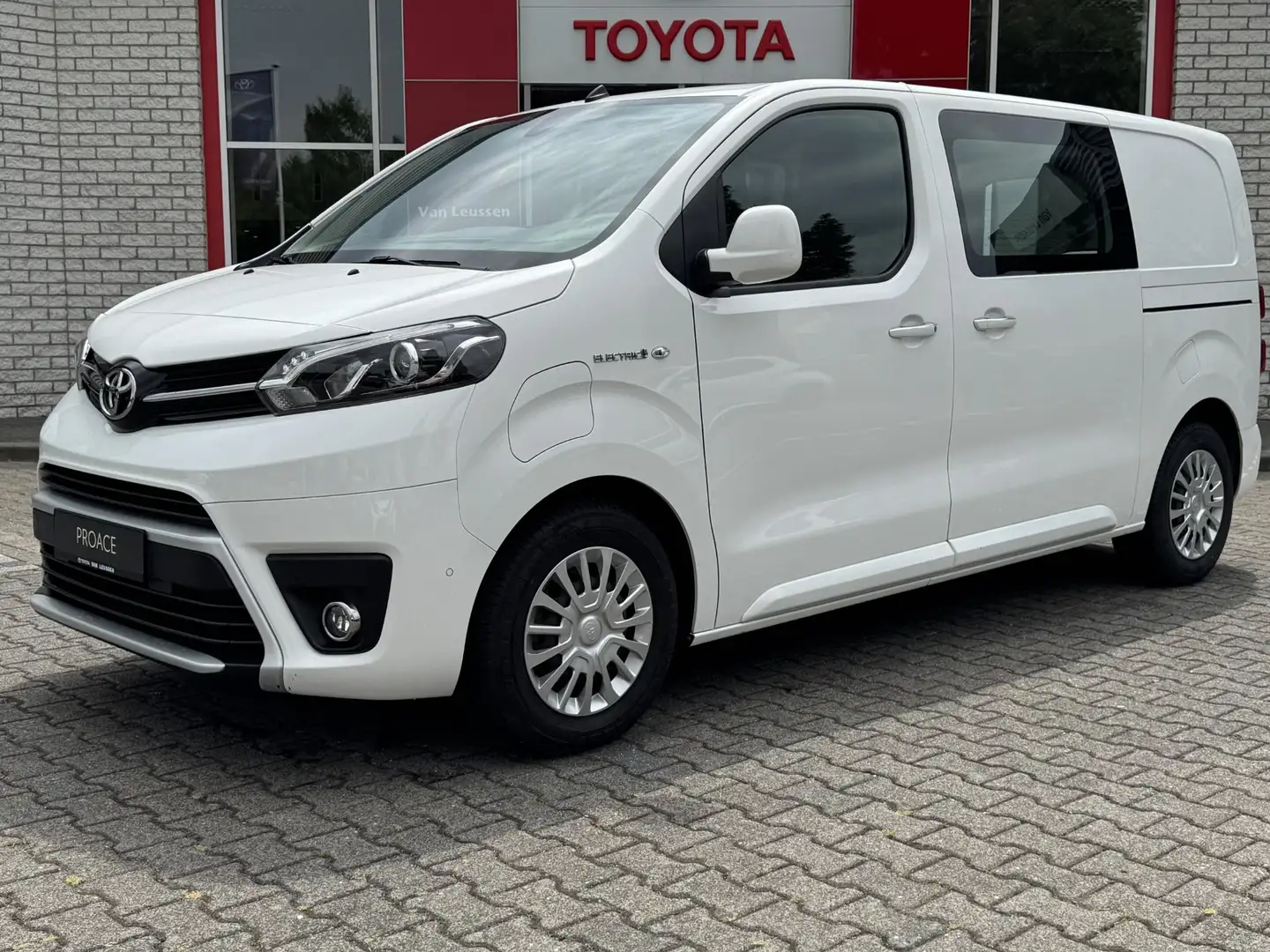 Toyota Proace Electric WORKER STANDARD RANGE PROF PARK-SENSOREN Bianco - 1