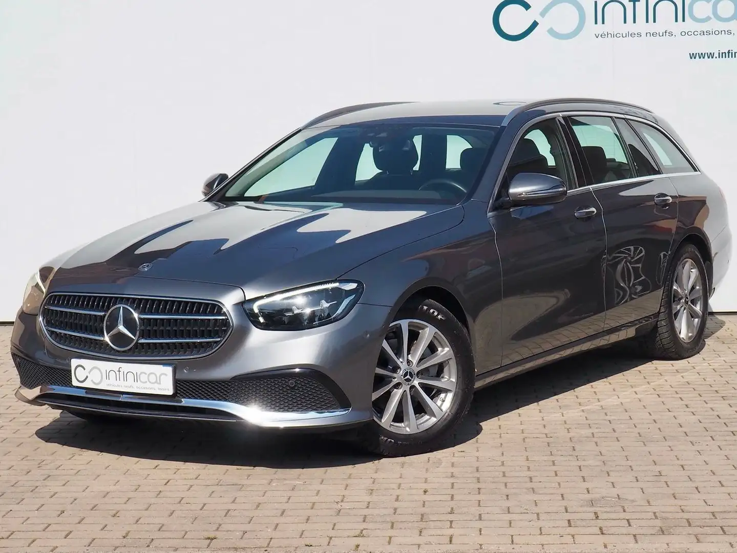 Mercedes-Benz E 200 d Break 9G-Tronic Avantgarde Line + cuir, 1èrM Gris - 2