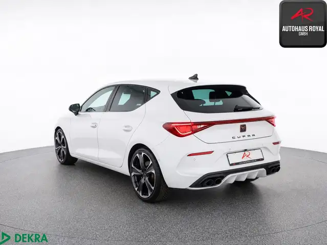 Cupra Leon view 3
