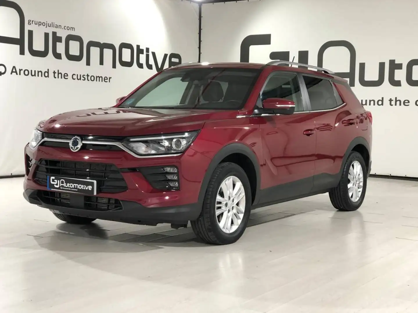 SsangYong Korando 1.6 DIESEL 136CV Rood - 1