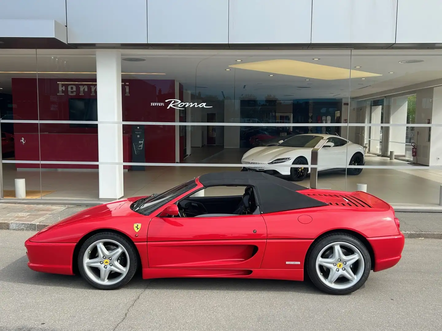 Ferrari F355 355 Spider 3.5 - Manuale Червоний - 1