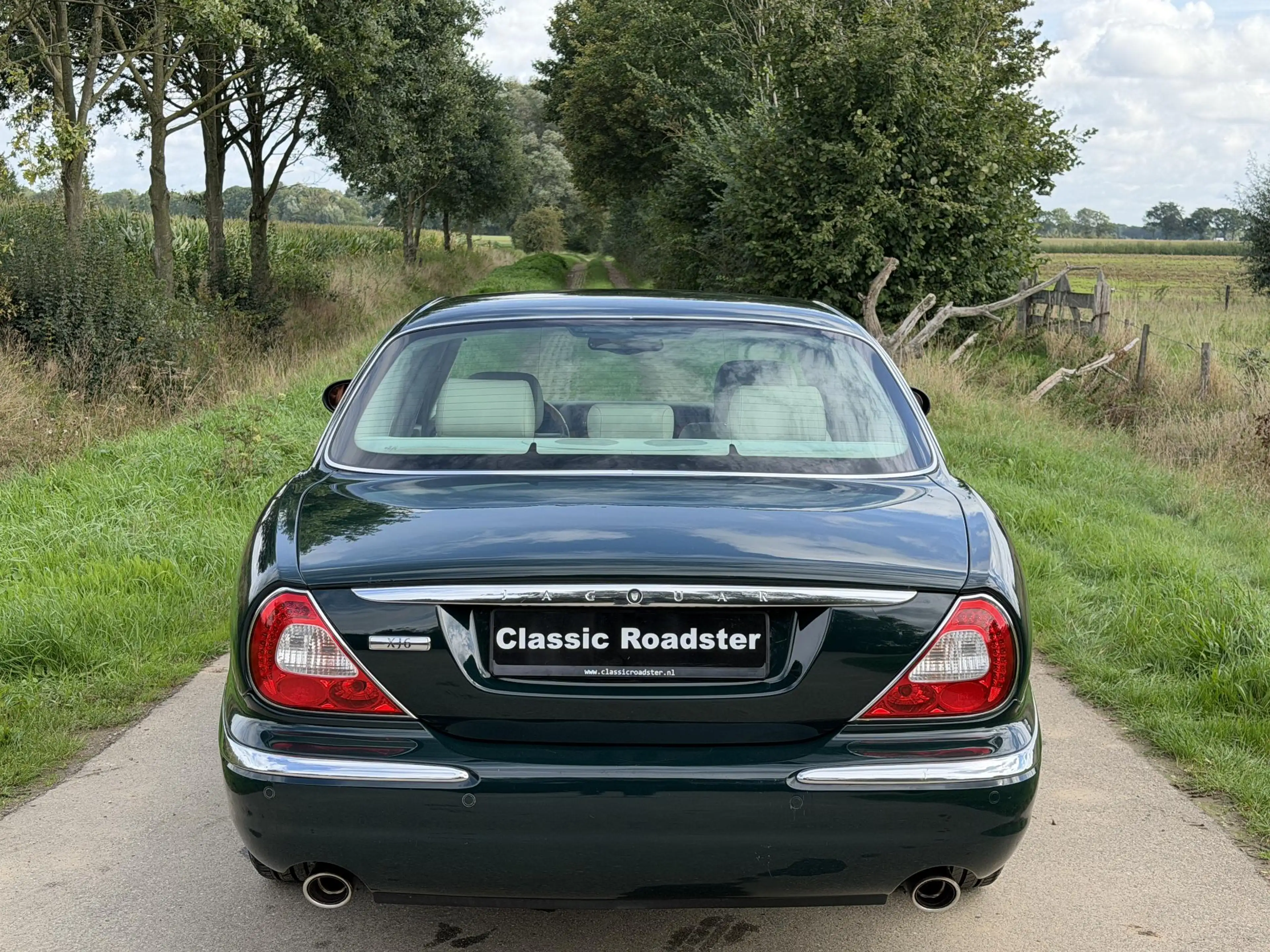 Jaguar XJ X350 3.0 V6, BRITISH RACING GREEN — photo 4