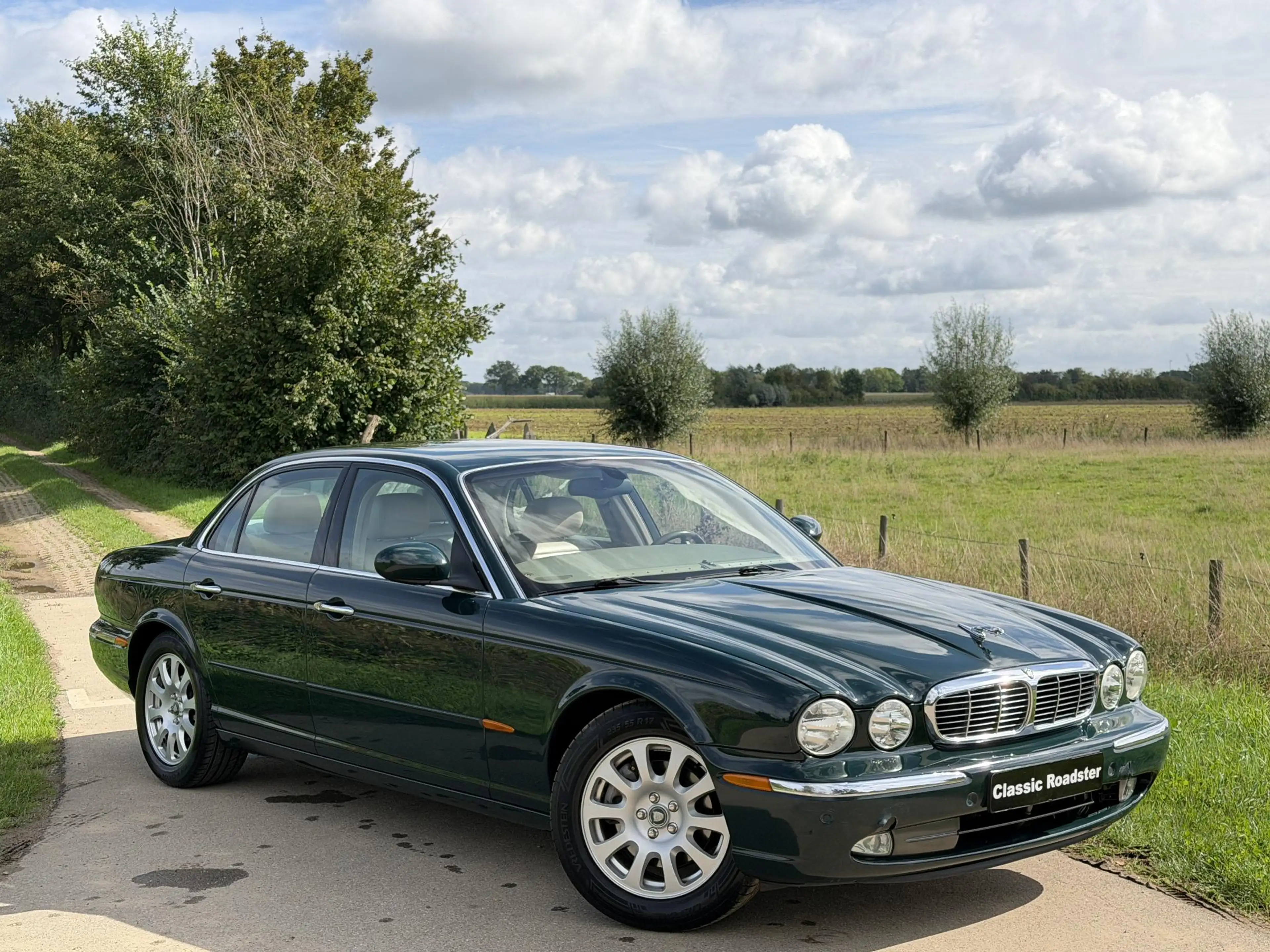 Jaguar XJ X350 3.0 V6, BRITISH RACING GREEN — photo 7