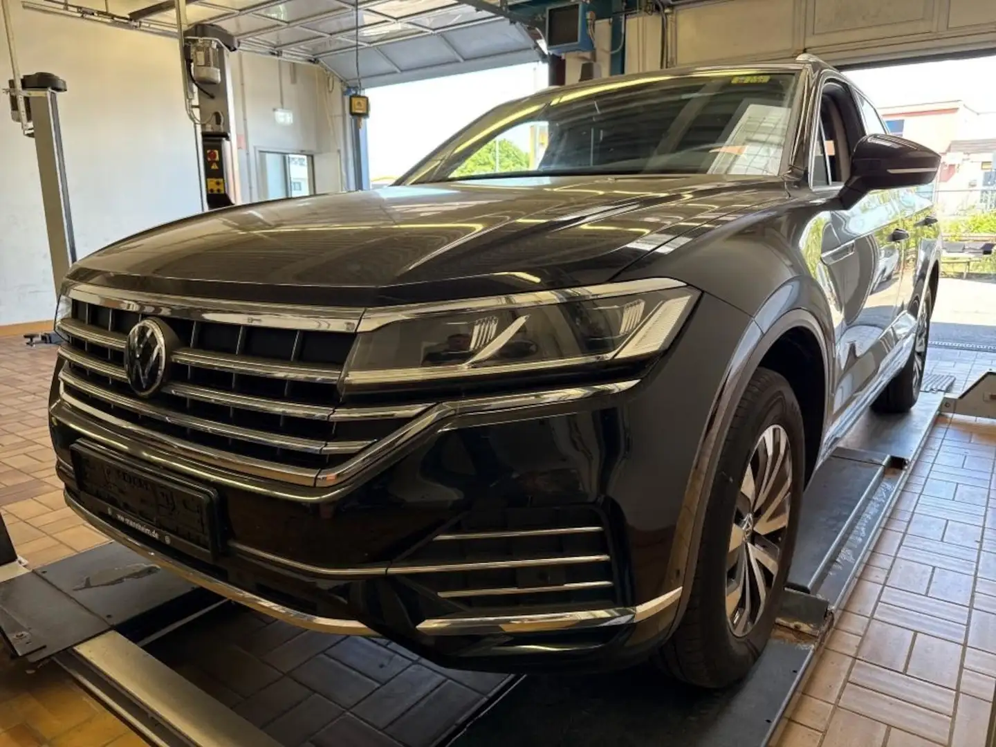 Volkswagen Touareg 4M ELEGANCE NAVI*LEDER*PANO*CAM*ACC*LED* Schwarz - 1