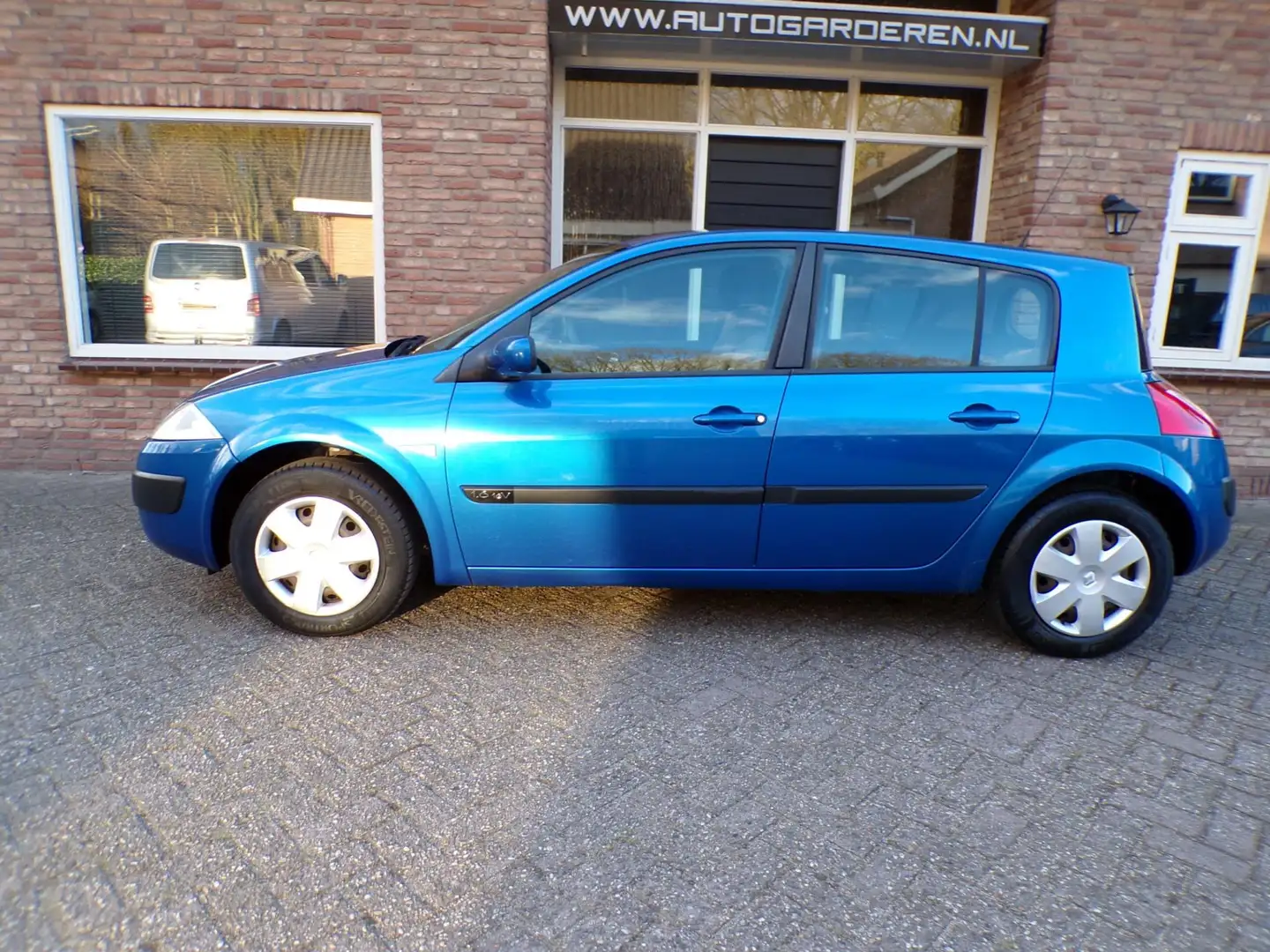 Renault Megane 1.6-16V Expression Comfort Blauw - 2