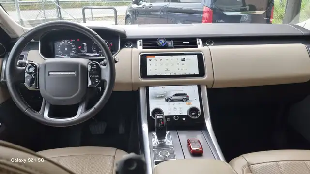 Land Rover Range Rover Sport view 15