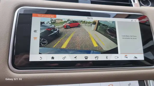 Land Rover Range Rover Sport view 12