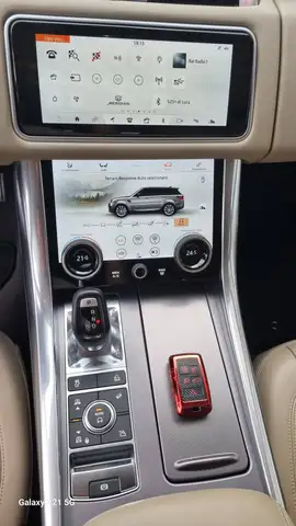 Land Rover Range Rover Sport view 10