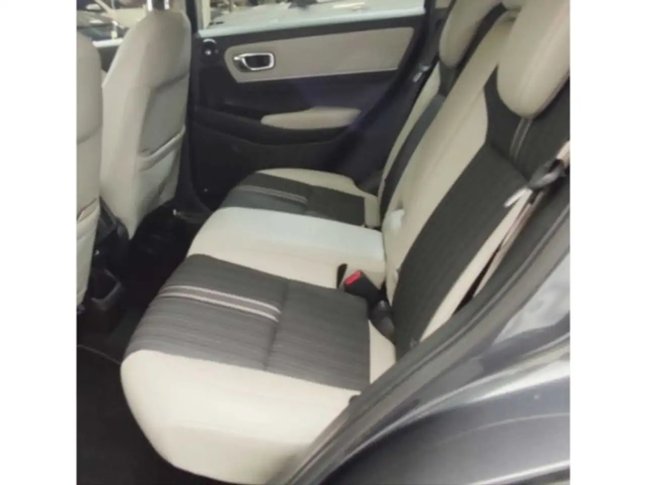 Honda HR-V Hybrid e HEV 1.5 i-MMD Advance Style 11