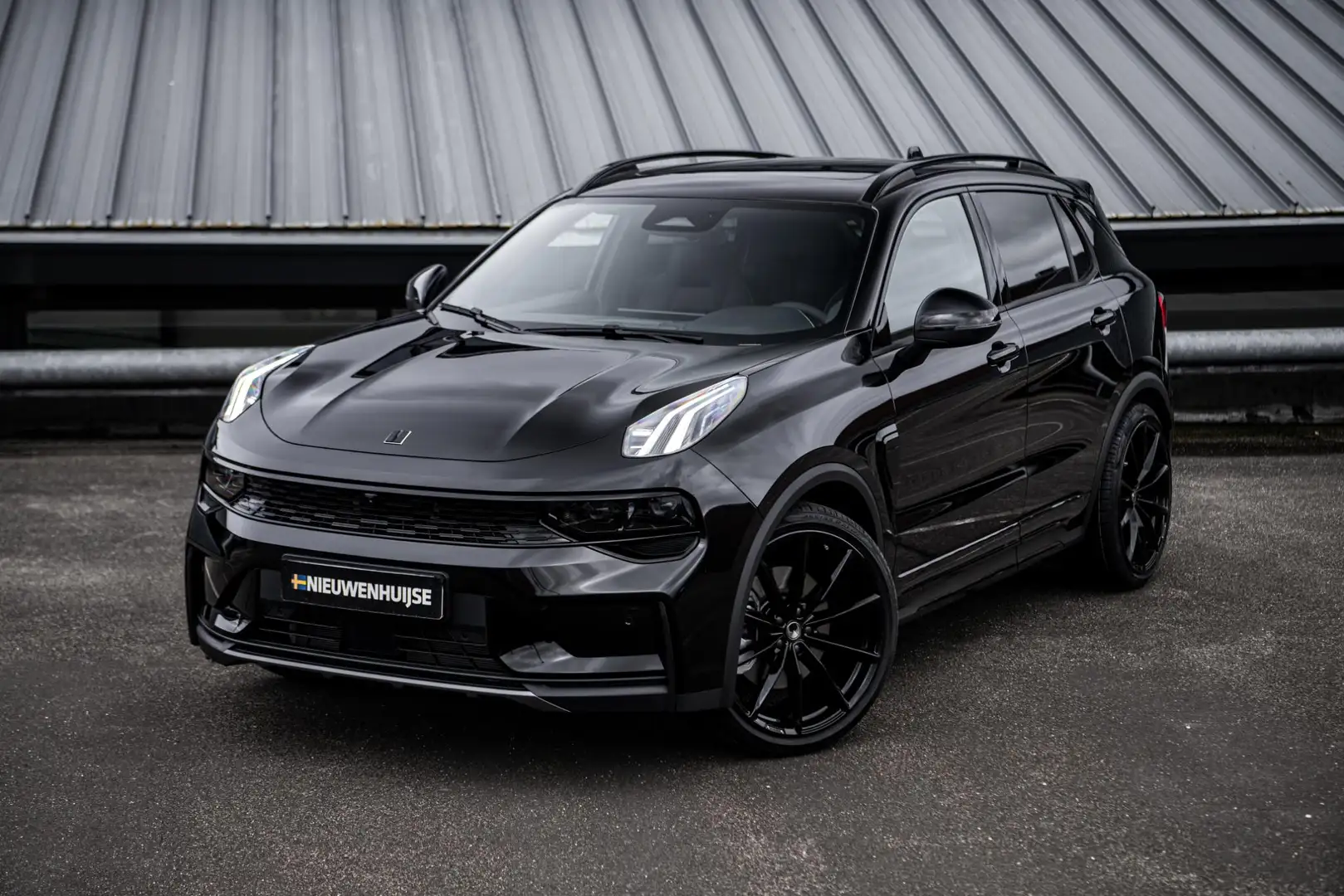 Lynk & Co 01 1.5 More HEICO EDITION | UNIEK | 21" | Sport Onder Zwart - 1