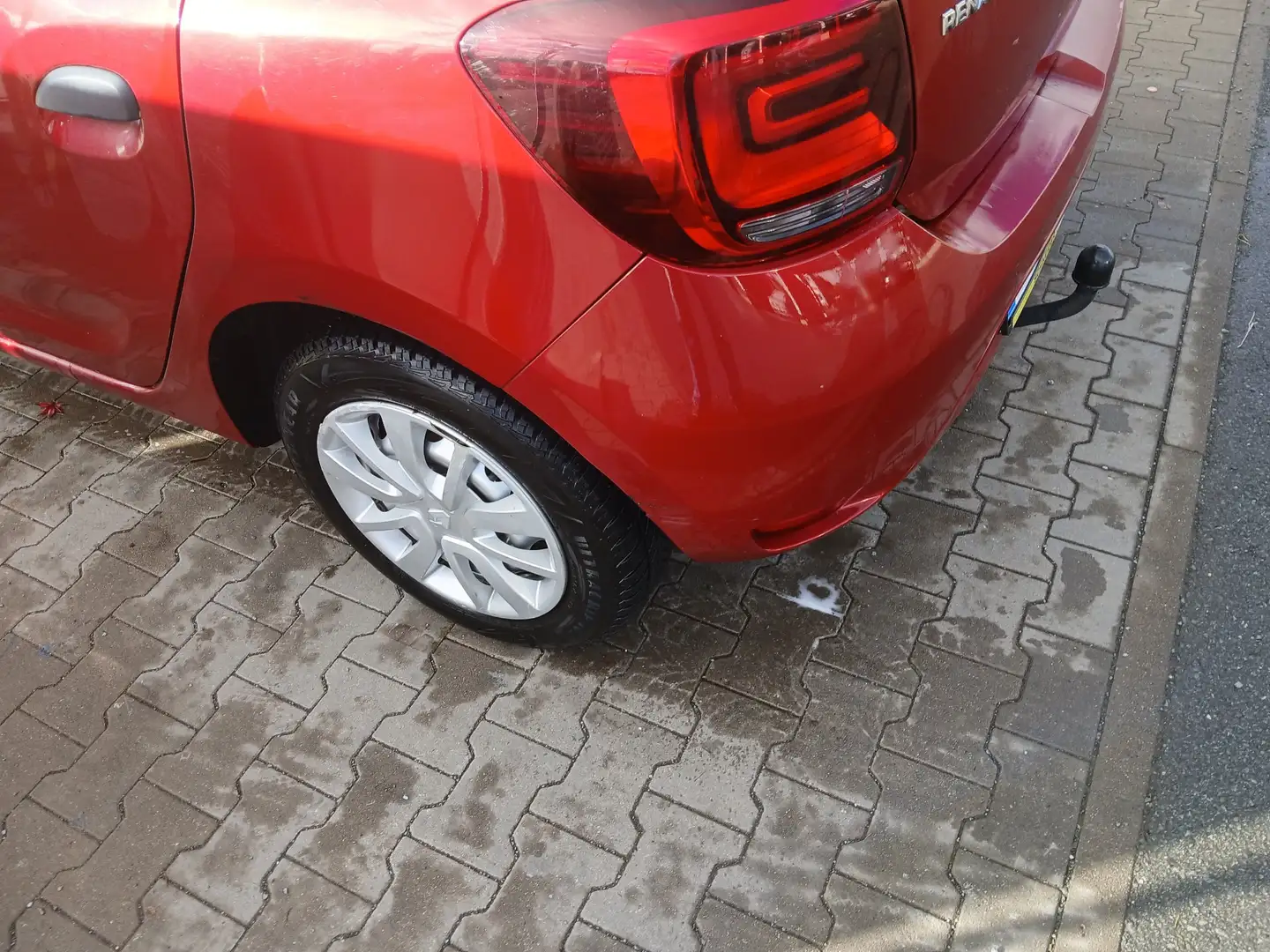 Renault Sandero Life + Piros - 2