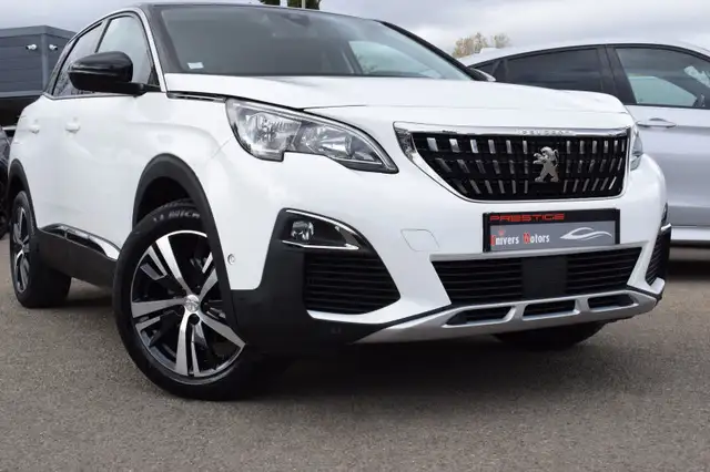 Peugeot 3008 view 11
