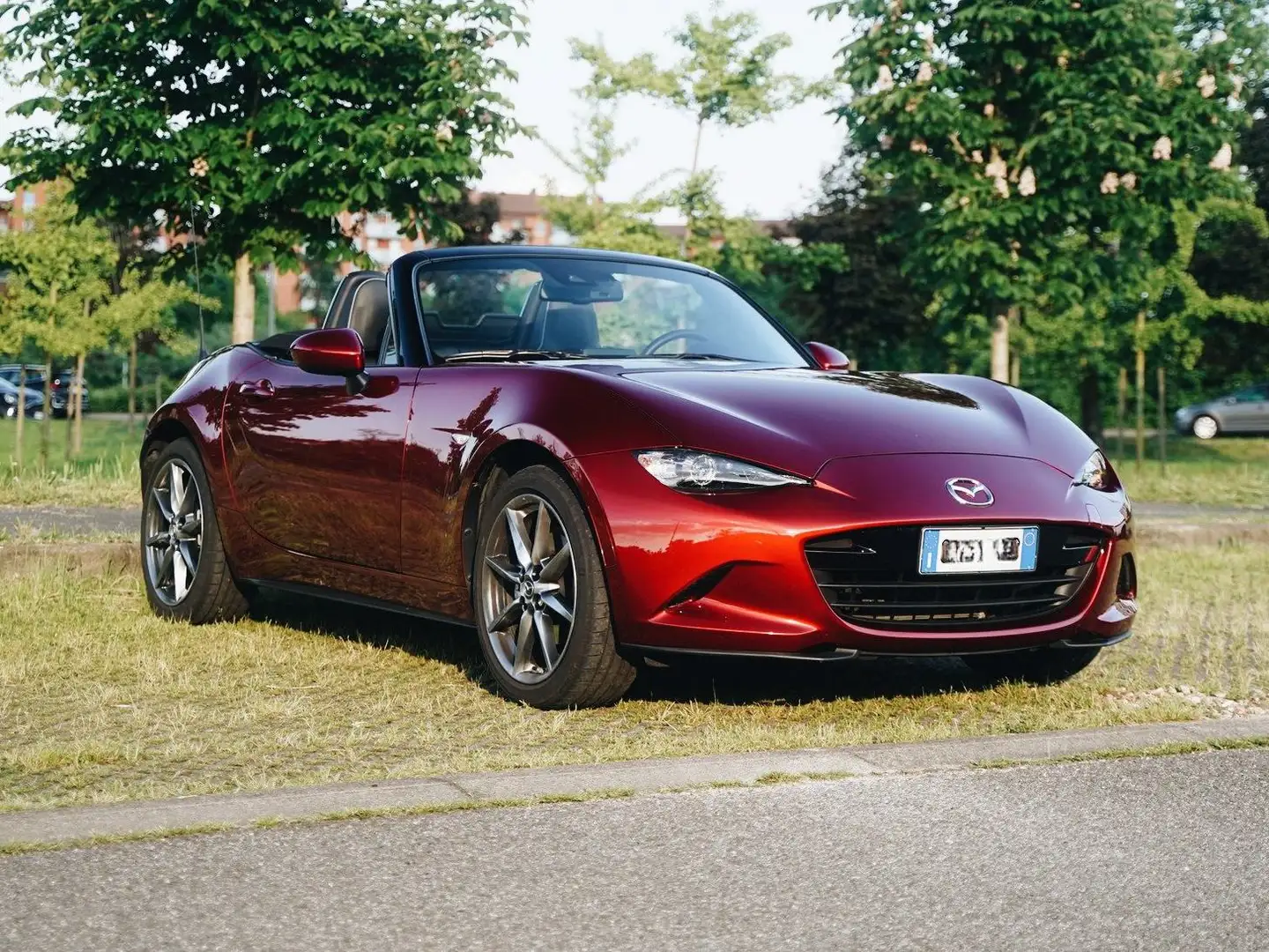 Mazda MX-5 Soft Top 2.0 Sport 184cv - Stock Rosso - 2