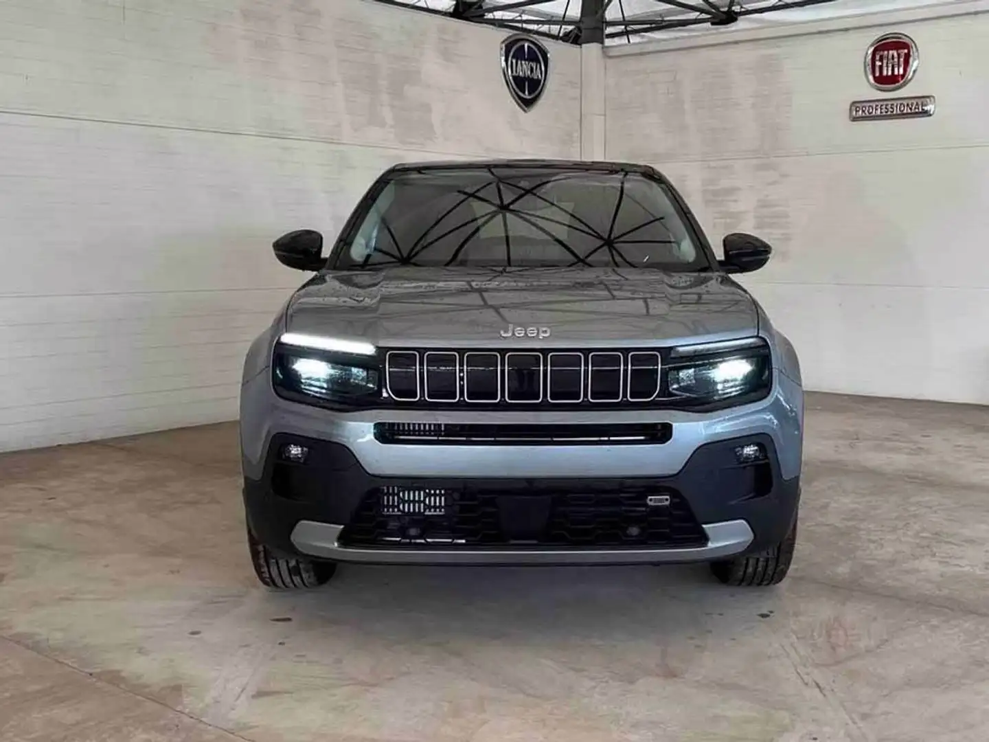 Jeep Avenger 1.2 Turbo e-Hybrid MHEV Summit Grigio - 2