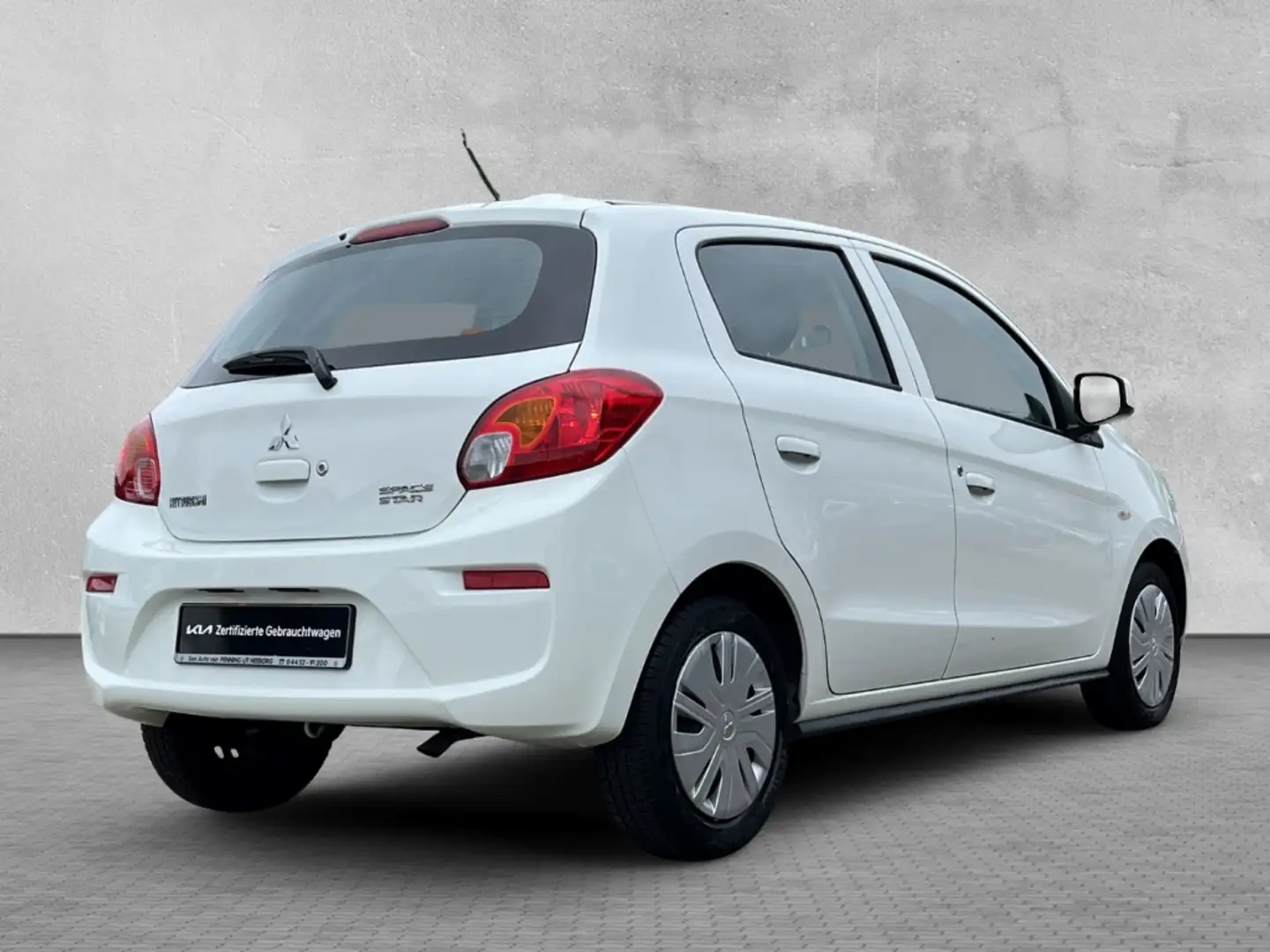 Mitsubishi Space Star Basis 1.0 MIVEC BT Tagfahrlicht Radio MP3 Weiß - 2