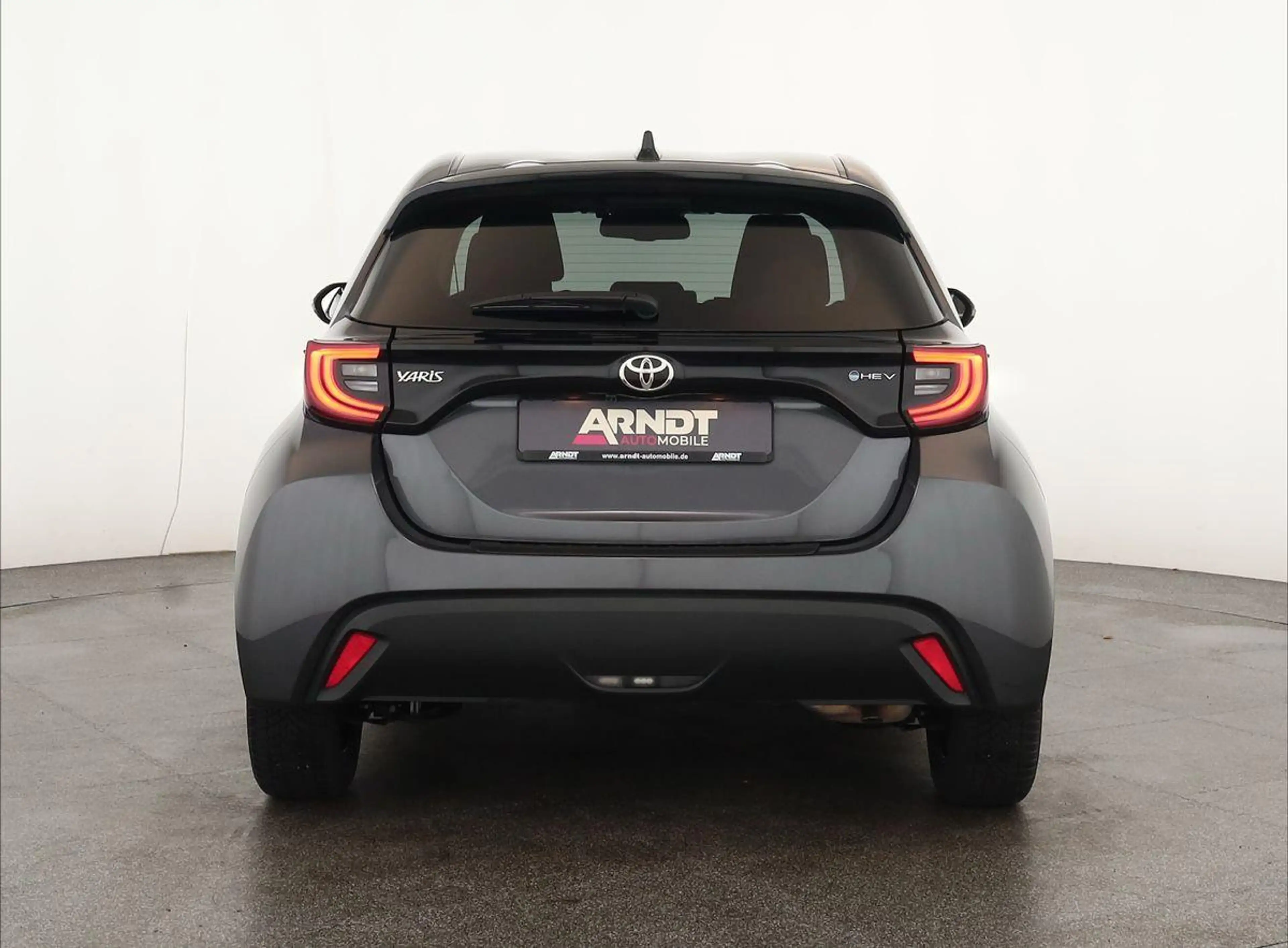 Toyota Yaris Hybrid 116 Teamplayer LED App SHZ Key Kam — photo 6