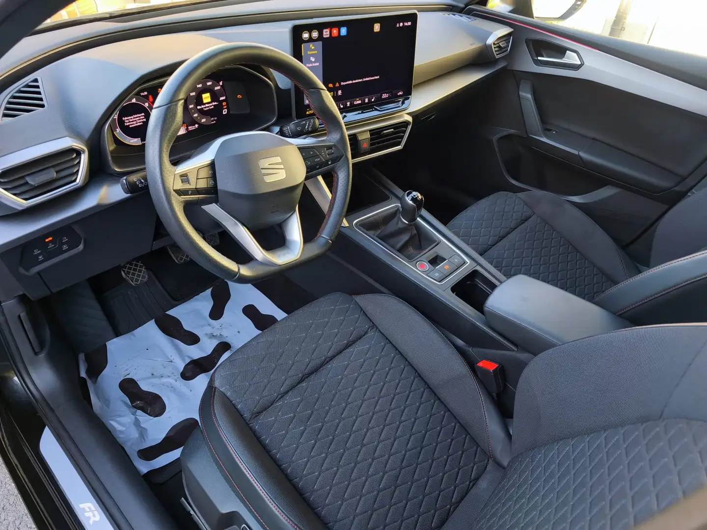 SEAT Leon Leon SP FR 2,0 TDI *Ö-Paket*Beschädigt* Schwarz - 2